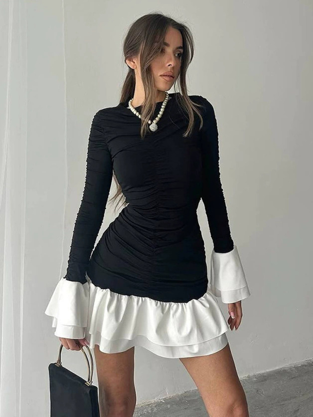 Zara Summer Pearl Bow Backless Slim Fit V-Neck Mini Dress Style